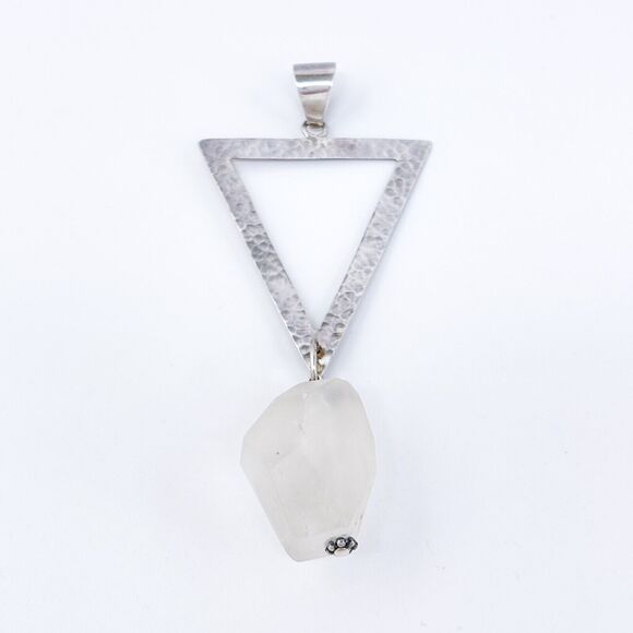 Vintage Sterling Silver 925 Hammered Triangle & Raw Quartz Pendant - Picture 3 of 7
